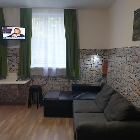 Kid Família Panzió Balatonszárszó Balatonszarszo Exterior foto