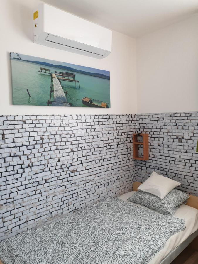 Kid Família Panzió Balatonszárszó Balatonszarszo Exterior foto