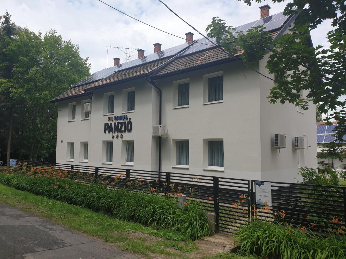Kid Família Panzió Balatonszárszó Balatonszarszo Exterior foto