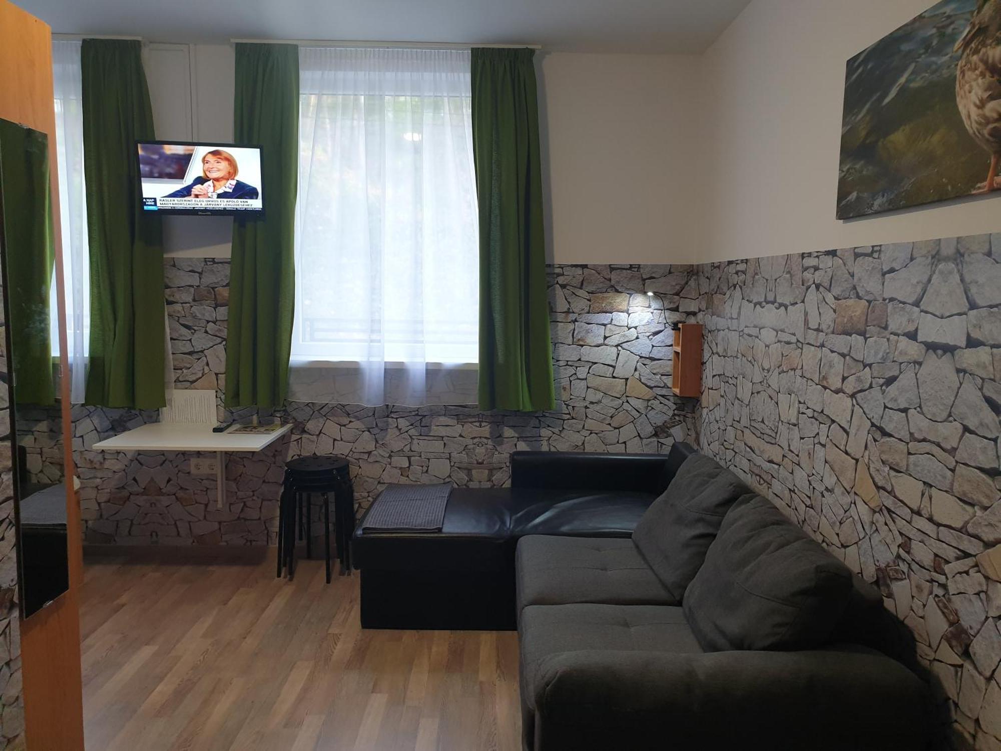 Kid Família Panzió Balatonszárszó Balatonszarszo Exterior foto